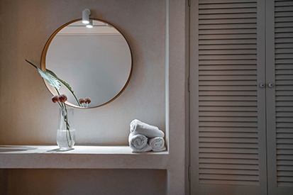 One bedroom apartment Upper level