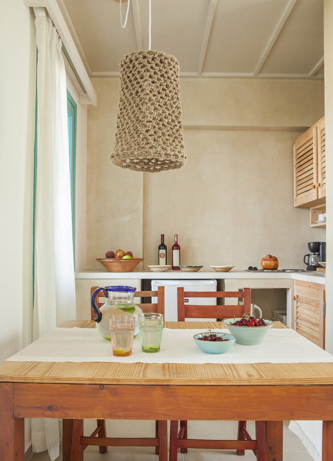 One bedroom apartment Upper level